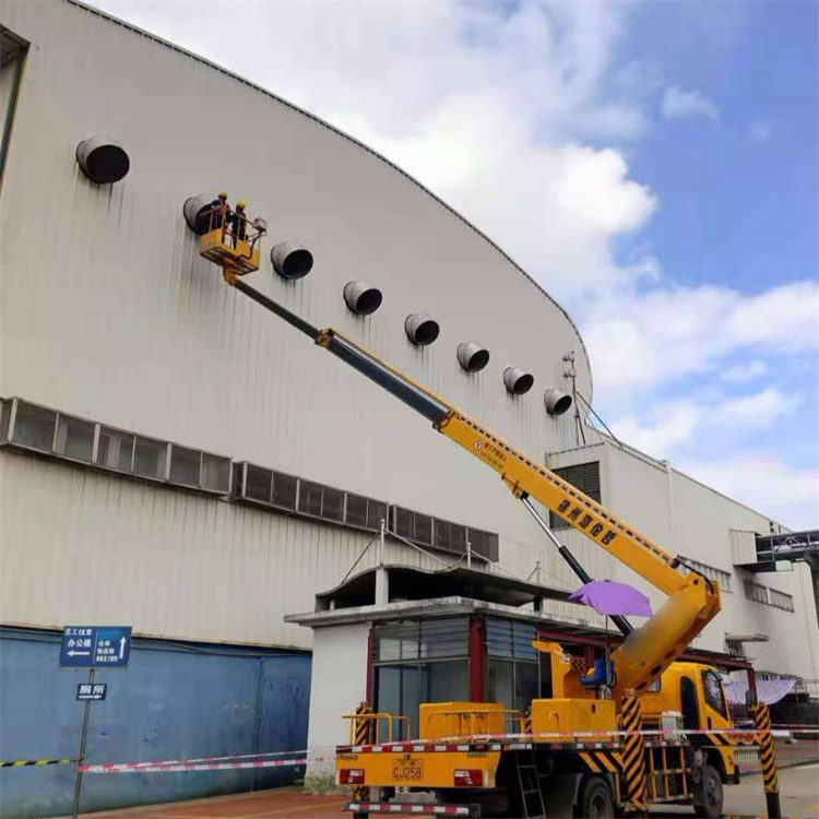 大田县高空作业车出租服务：专业广告牌安装解决方案