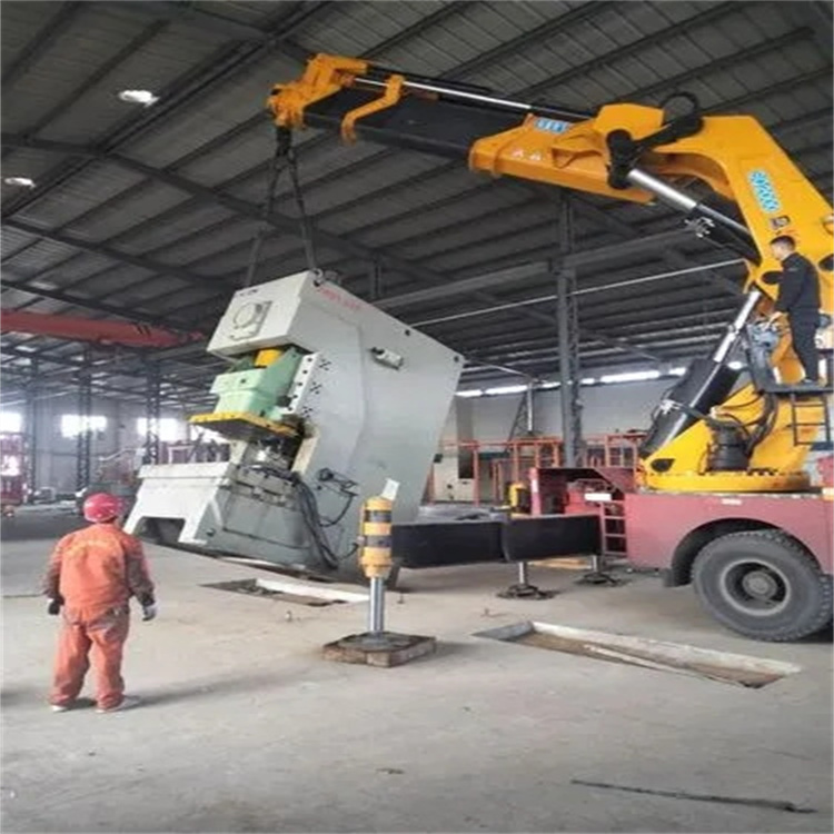 大田县80吨折臂吊车出租附近电话